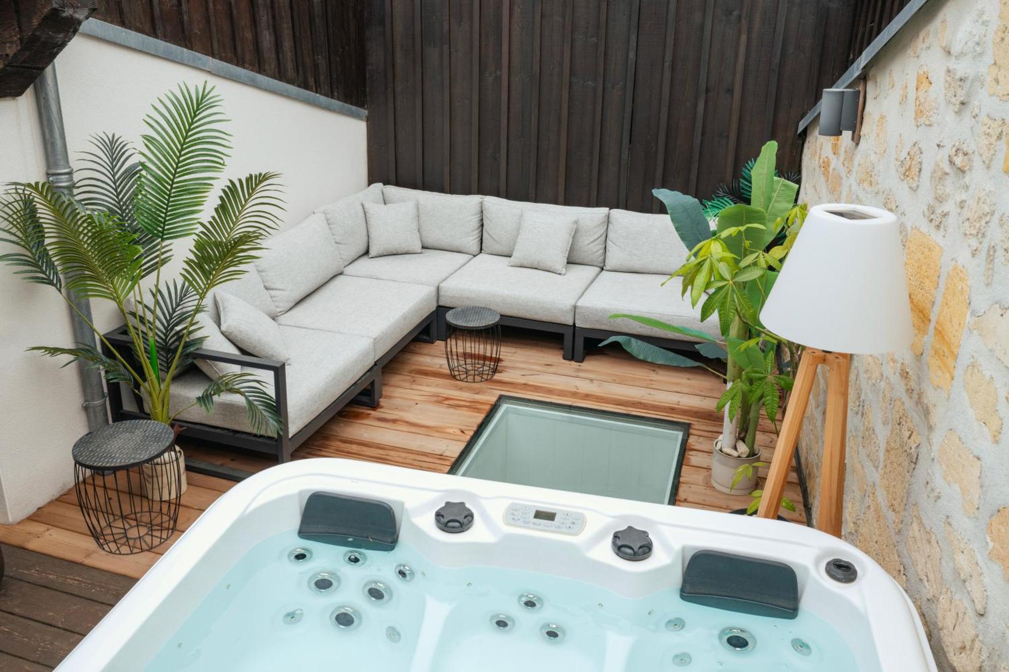 Villa Rousseau - Jacuzzi & Cinema Dans Bordeaux Bagian luar foto